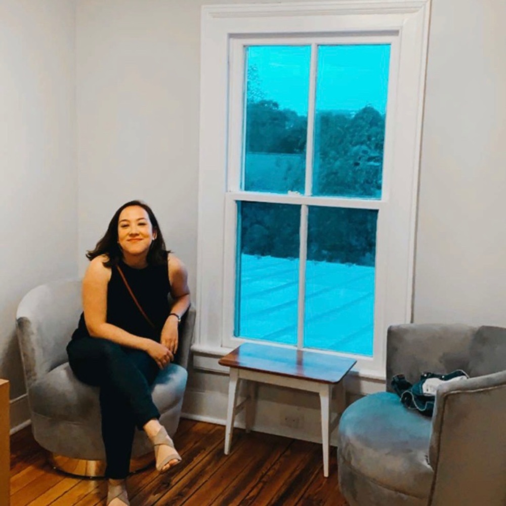 Meet your Posher, Olivia